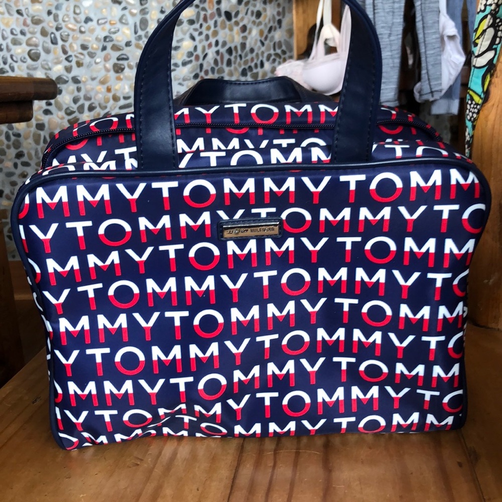 Tommy Hilfiger Cosmetic Bag